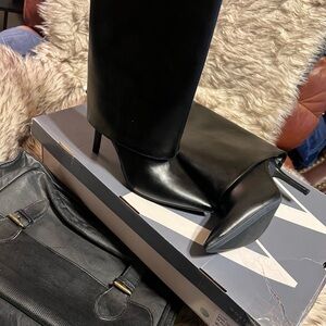 Worthington NEW Sleek Black Heeled Boots w/ cuff over sleeve, sz 7.5 w/bag